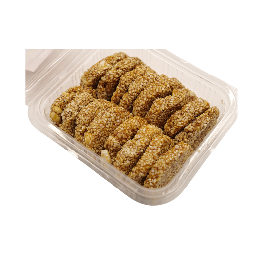 Nuvvula Laddu (Sesame Laddu) β Traditional Jaggery & Sesame Sweet
