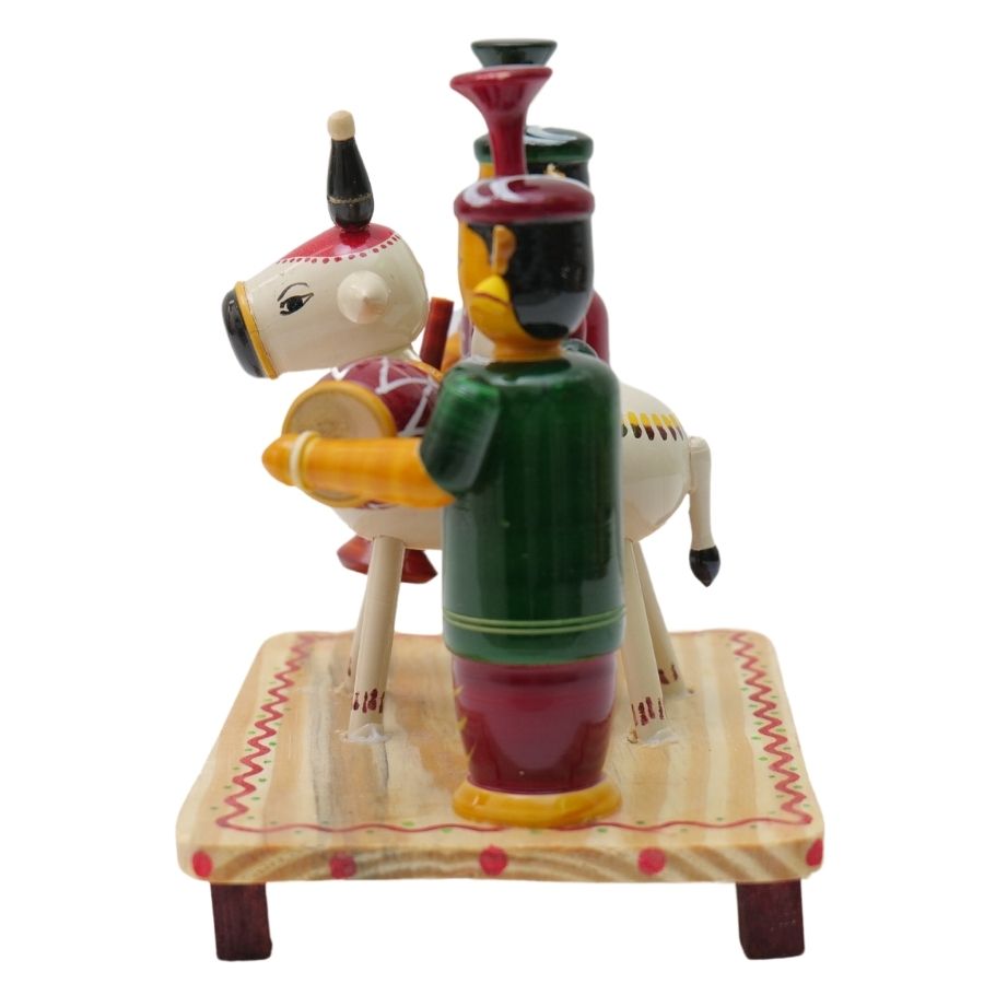 IndiaFx Handcrafted Etikoppaka Sankranthi Gangireddhu Melam Showpiece Set