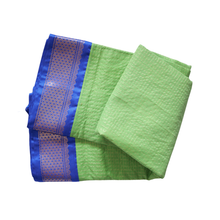 Cotton Saree with Contrast Blouse Minimal Vintage Elegance