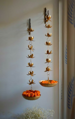 Hanging Lotus Flower Urli